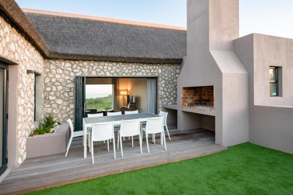 The Shark Bay Villas Langebaan Bagian luar foto